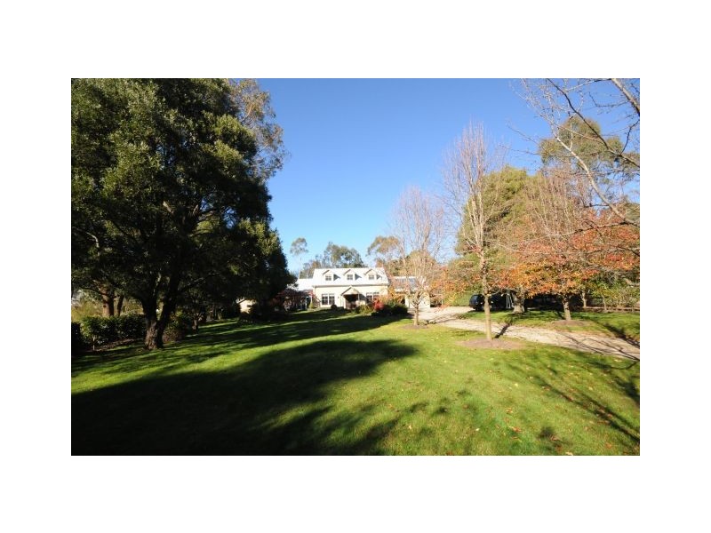 3 Throsby Road, Fitzroy Falls NSW 2577