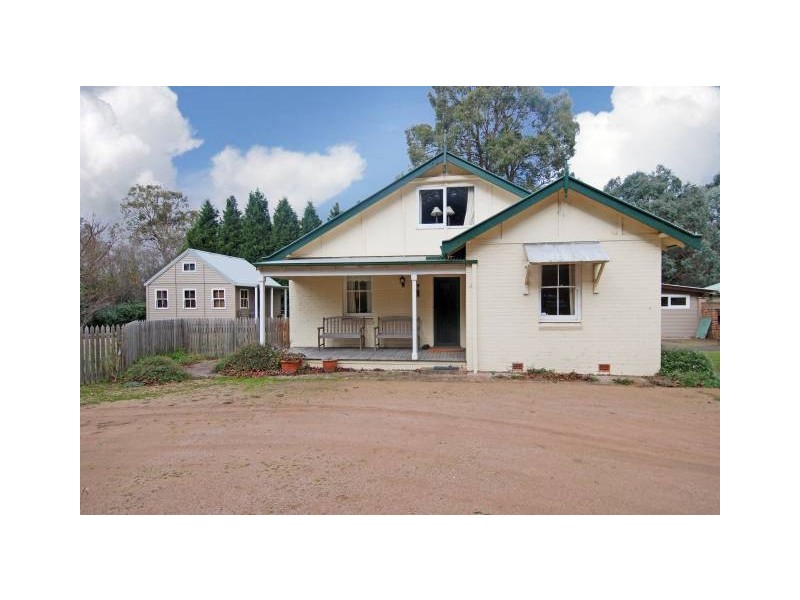 1 Elizabeth Street, Burradoo NSW 2576
