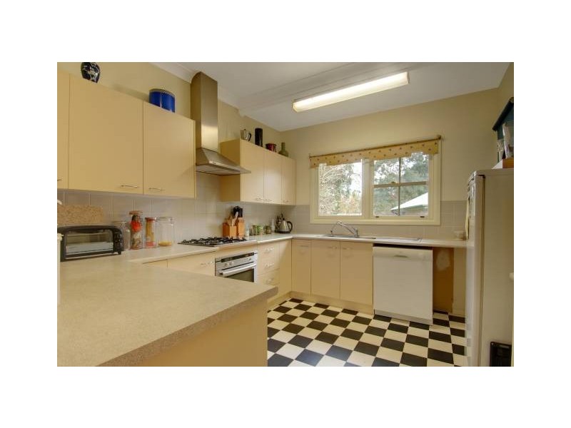 1 Elizabeth Street, Burradoo NSW 2576