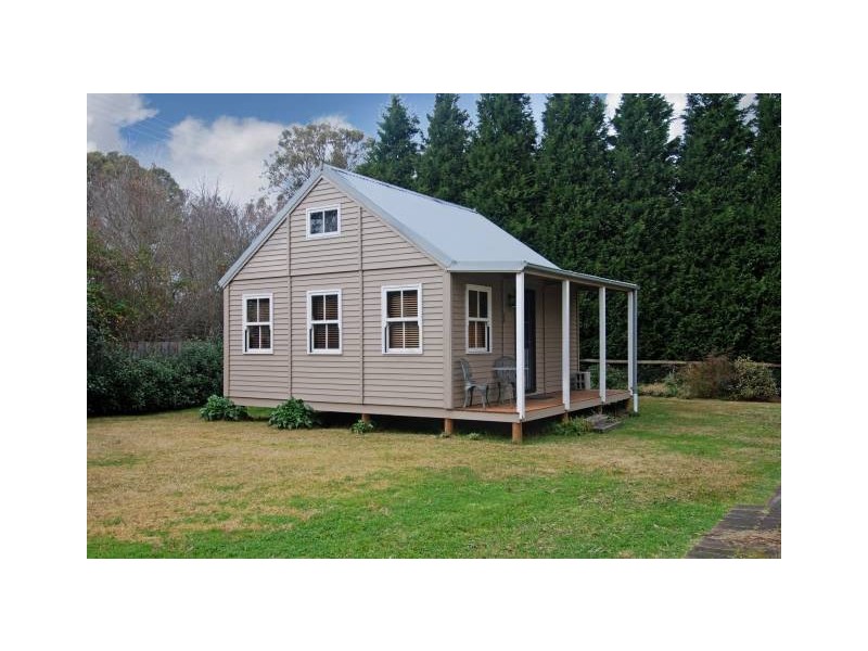 1 Elizabeth Street, Burradoo NSW 2576
