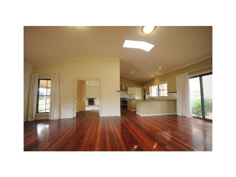 1051 Old Hume Highway, Alpine NSW 2575