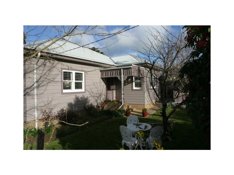 2A Loseby Street, Bowral NSW 2576