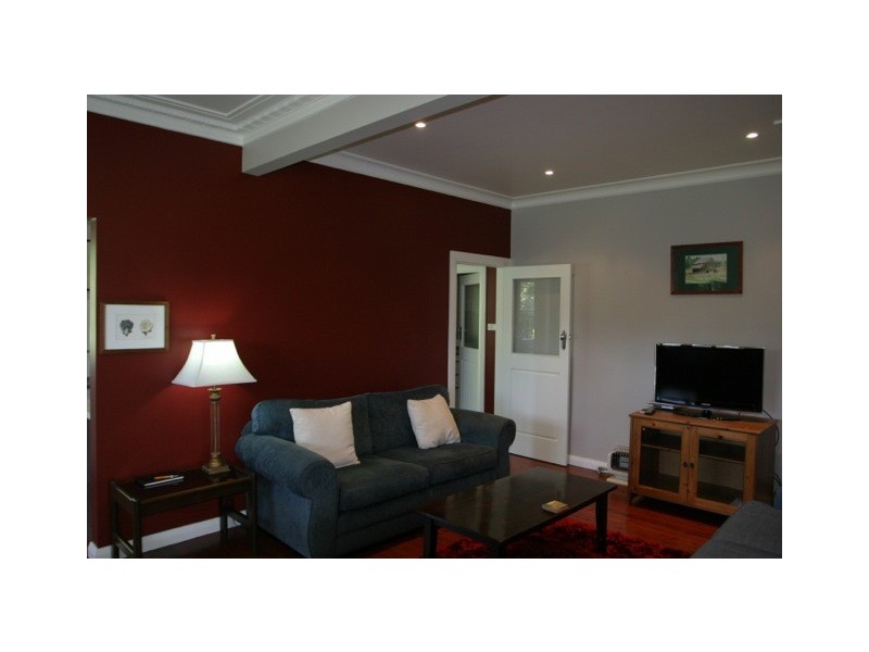 2A Loseby Street, Bowral NSW 2576