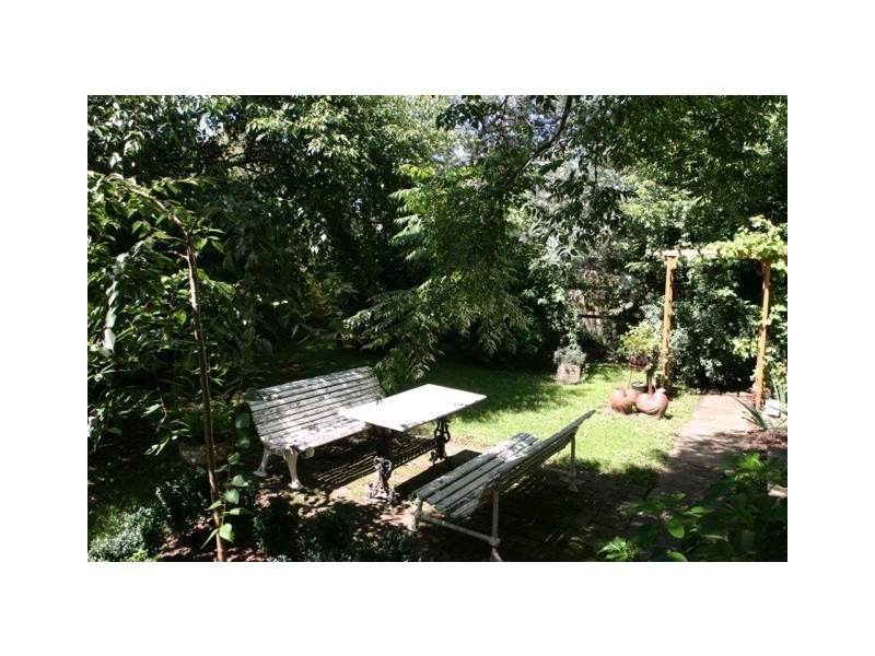 2A Loseby Street, Bowral NSW 2576