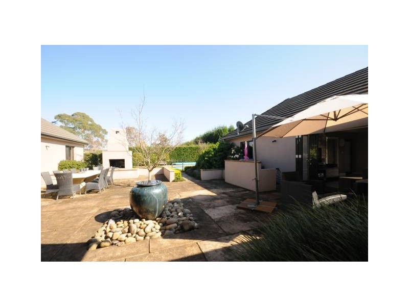 37B Sunninghill Ave, Burradoo NSW 2576
