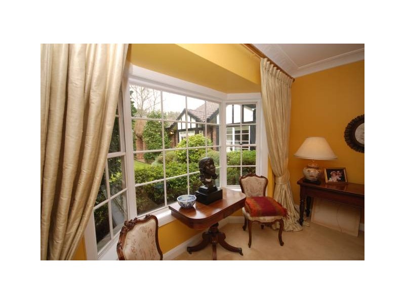 13 Werrington Street, Burradoo NSW 2576