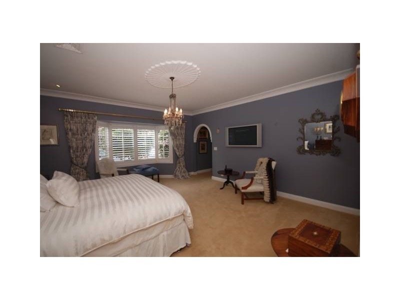 13 Werrington Street, Burradoo NSW 2576