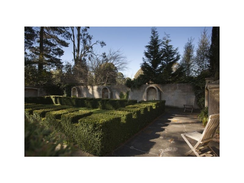 38 Charlotte Street, Burradoo NSW 2576