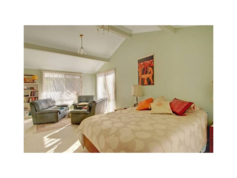 40 Charlotte Street, Burradoo NSW 2576