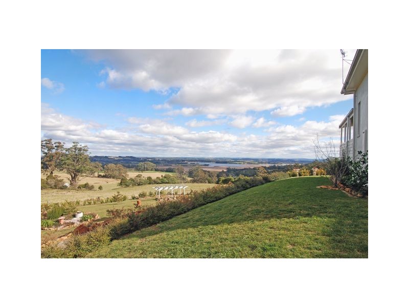 30  Hawthorne Lane, Kangaloon NSW 2576