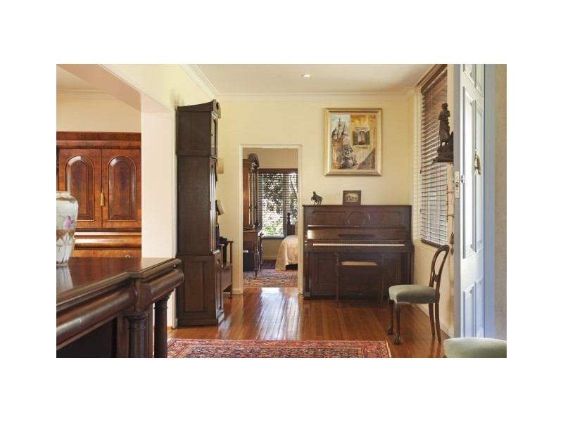 38 Charlotte Street, Burradoo NSW 2576