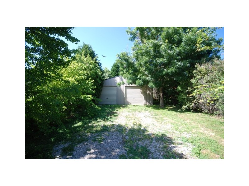 2 Hampton Court, Moss Vale NSW 2577