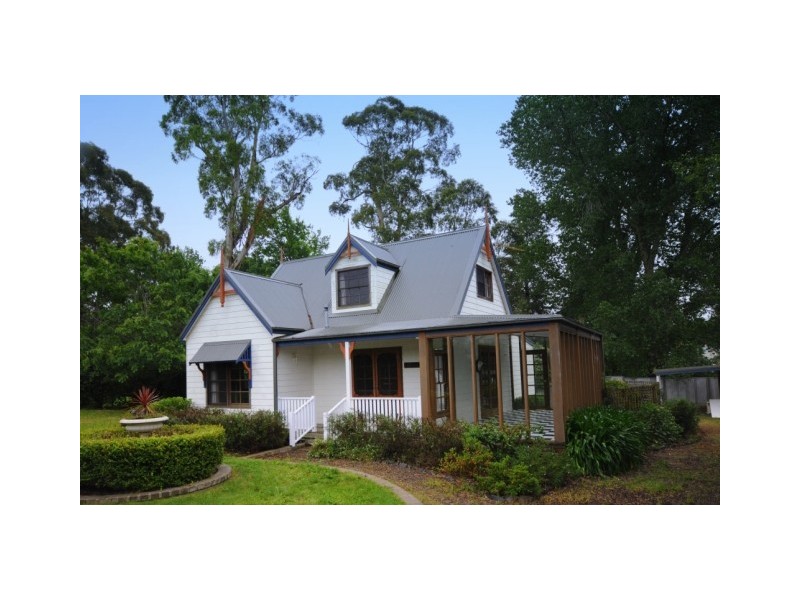 4 Middle Road, Exeter NSW 2579