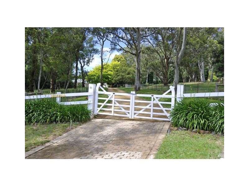 23 Hopewood Road, Bowral NSW 2576