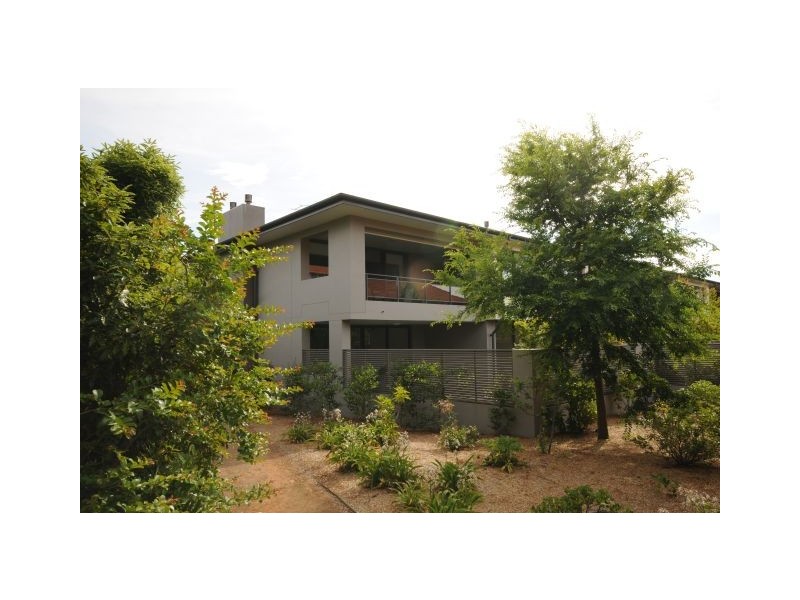 8/9 Kangaloon Road, Bowral NSW 2576