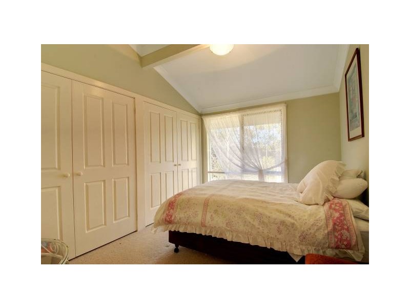 40 Charlotte Street, Burradoo NSW 2576