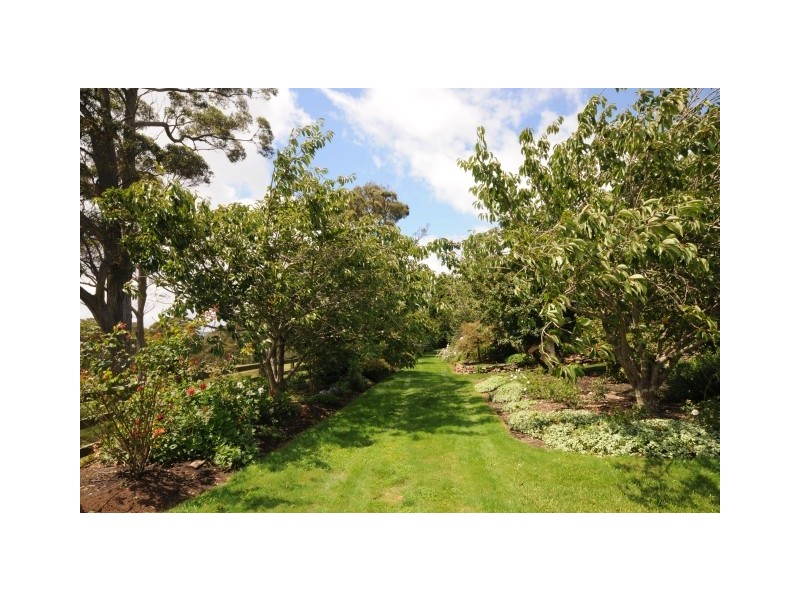 Round Hill Compton Park Road, Berrima NSW 2577