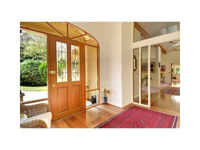 27 Osborne Road, Burradoo NSW 2576