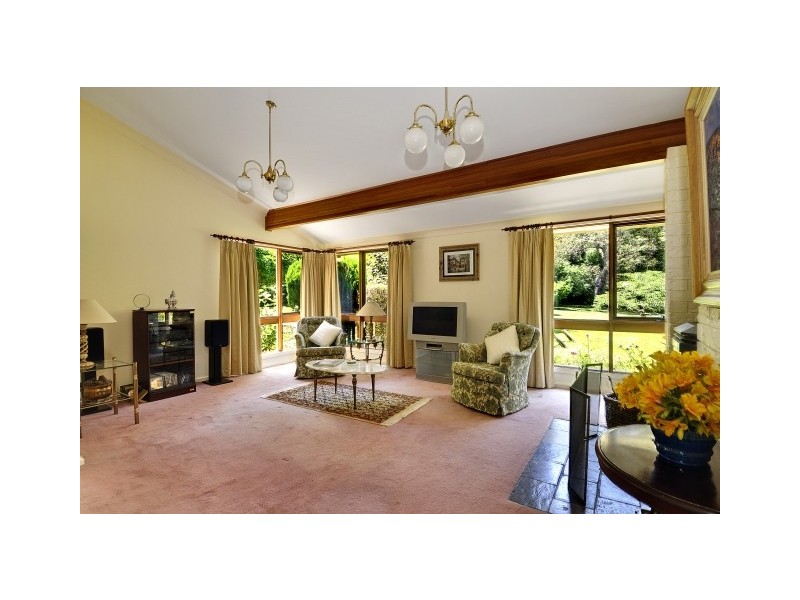 27 Osborne Road, Burradoo NSW 2576