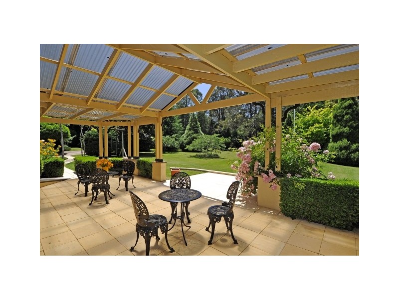 27 Osborne Road, Burradoo NSW 2576