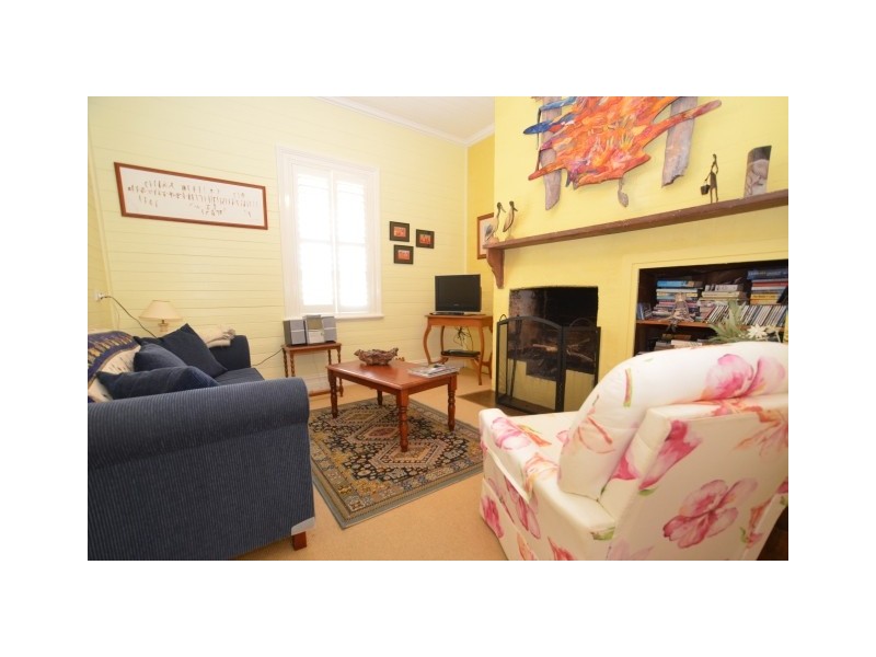 11 Elizabeth Street, Moss Vale NSW 2577