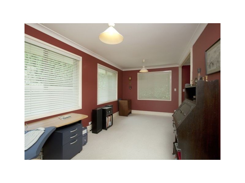 32 Charlotte Street, Burradoo NSW 2576