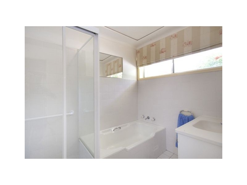 32 Charlotte Street, Burradoo NSW 2576