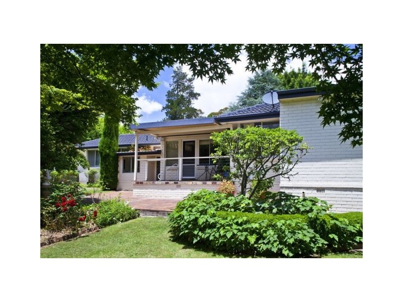 32 Charlotte Street, Burradoo NSW 2576