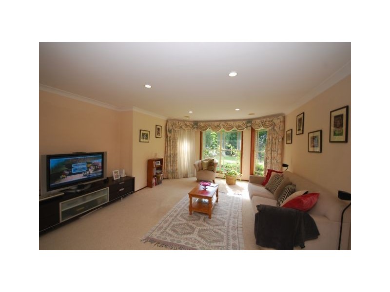 10 Cypress Parade, Bowral NSW 2576