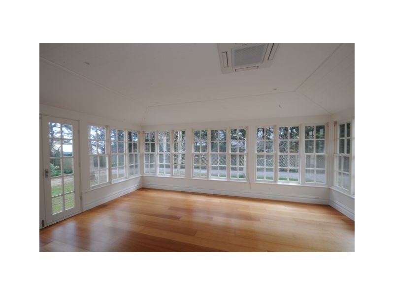 10 Jellore Street, Berrima NSW 2577