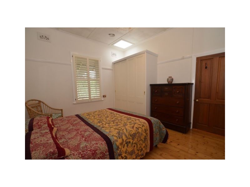 20 Railway Parade, Bowral NSW 2576