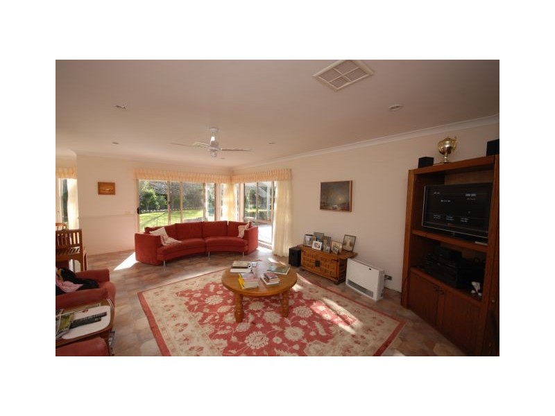 20 Miro Crescent, Bowral NSW 2576