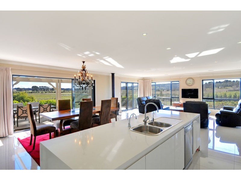 6 Songline Place, Burradoo NSW 2576