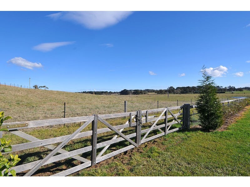 6 Songline Place, Burradoo NSW 2576