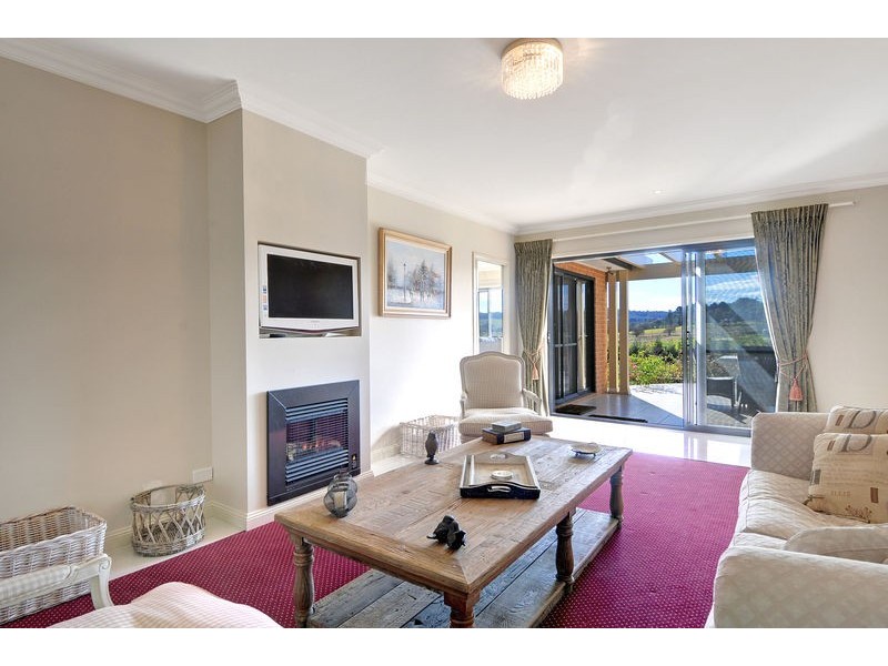 6 Songline Place, Burradoo NSW 2576