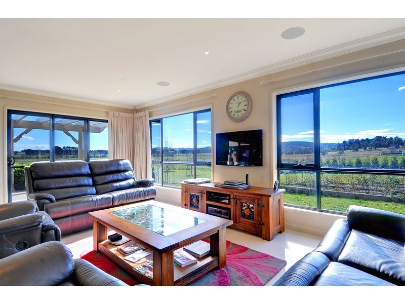 6 Songline Place, Burradoo NSW 2576