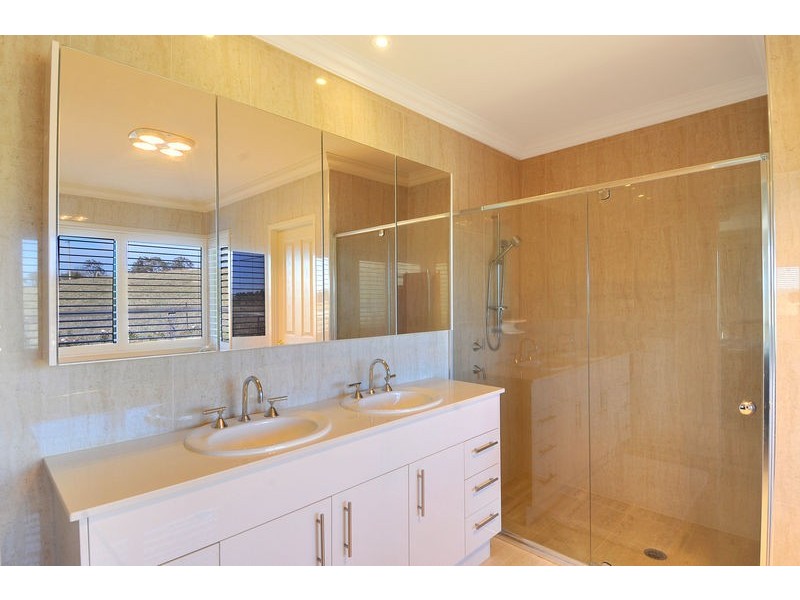 6 Songline Place, Burradoo NSW 2576