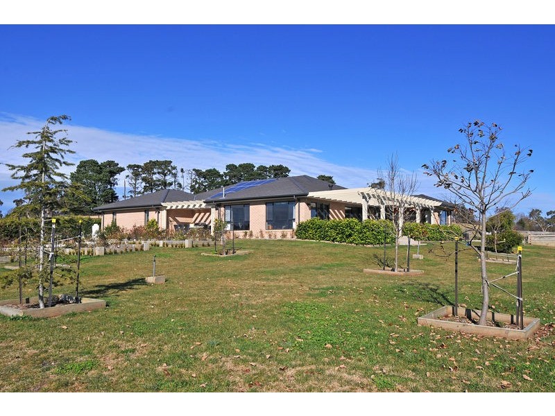 6 Songline Place, Burradoo NSW 2576