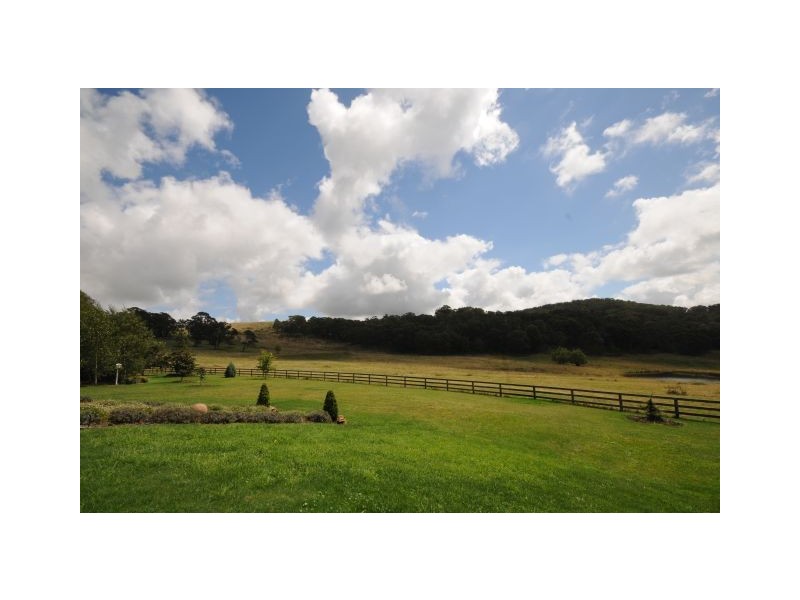 Round Hill Compton Park Road, Berrima NSW 2577