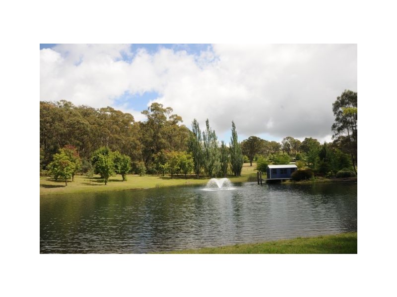 Round Hill Compton Park Road, Berrima NSW 2577