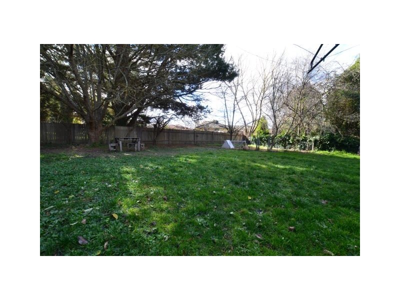 16 Thompson Street, Bowral NSW 2576