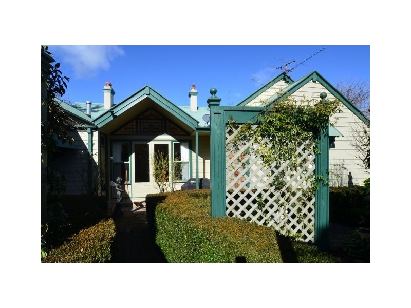 124 Merrigang Street, Bowral NSW 2576