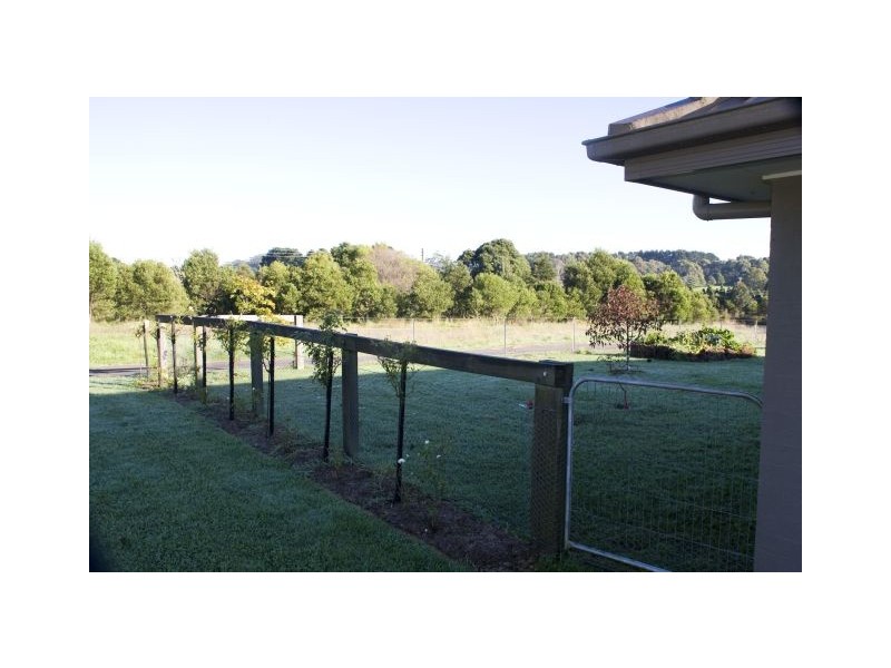 54A May Street, Robertson NSW 2577