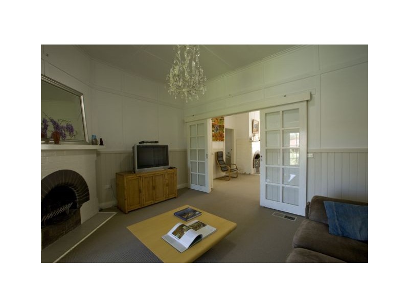 8 Berrima Road, Moss Vale NSW 2577