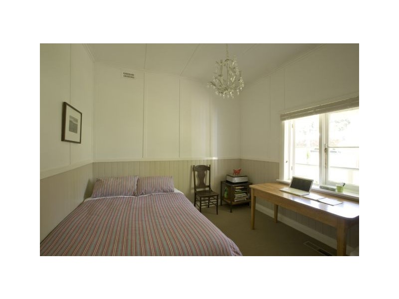 8 Berrima Road, Moss Vale NSW 2577