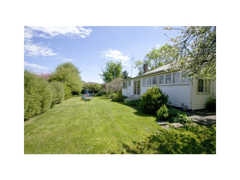 8 Berrima Road, Moss Vale NSW 2577