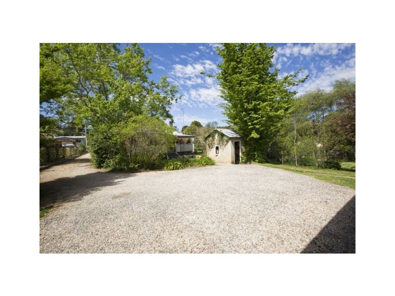 8 Berrima Road, Moss Vale NSW 2577