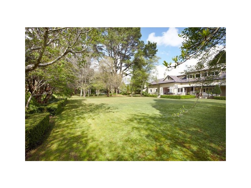 81 Osborne Road, Burradoo NSW 2576