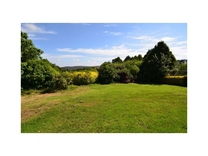 8-10 Lemmons Road, Robertson NSW 2577