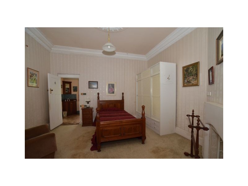 8-10 Lemmons Road, Robertson NSW 2577